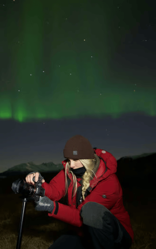 Tromsø: Northern Lights Safari with Expert Guides and Photos photo 13