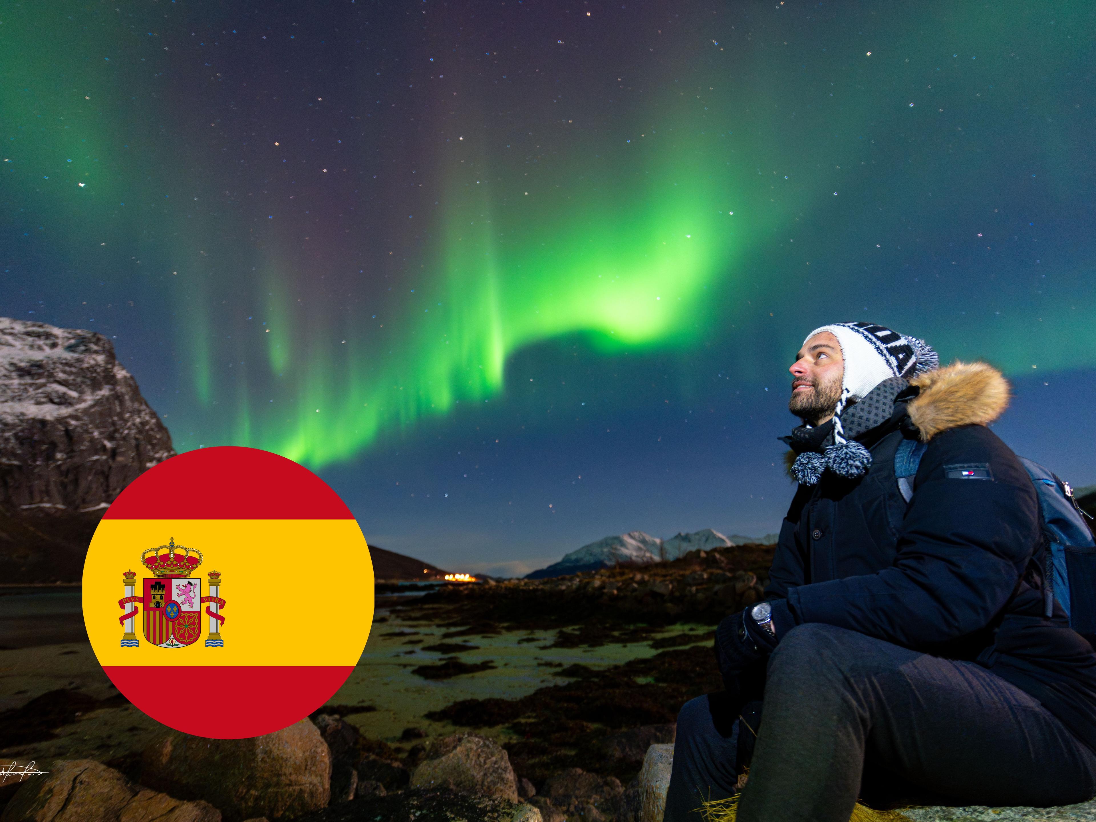 Tromsø: Northern Lights Tour with Spanish-Speaking Expert Guides and Photos