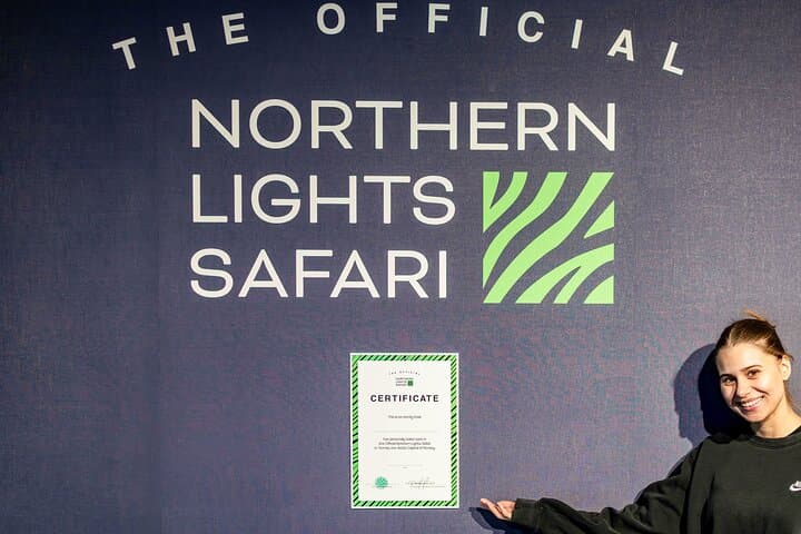 Tromsø: Northern Lights Tour with French-Speaking Expert Guides and Photos photo 8